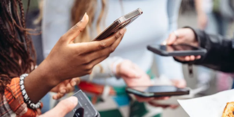 Comandator Digitalizacion de hosteleria tendencias clave para 2025 3