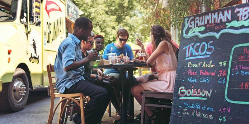 Food Trucks: La Revolución Rodante de la Hostelería Española 2 Food Trucks - Comandator